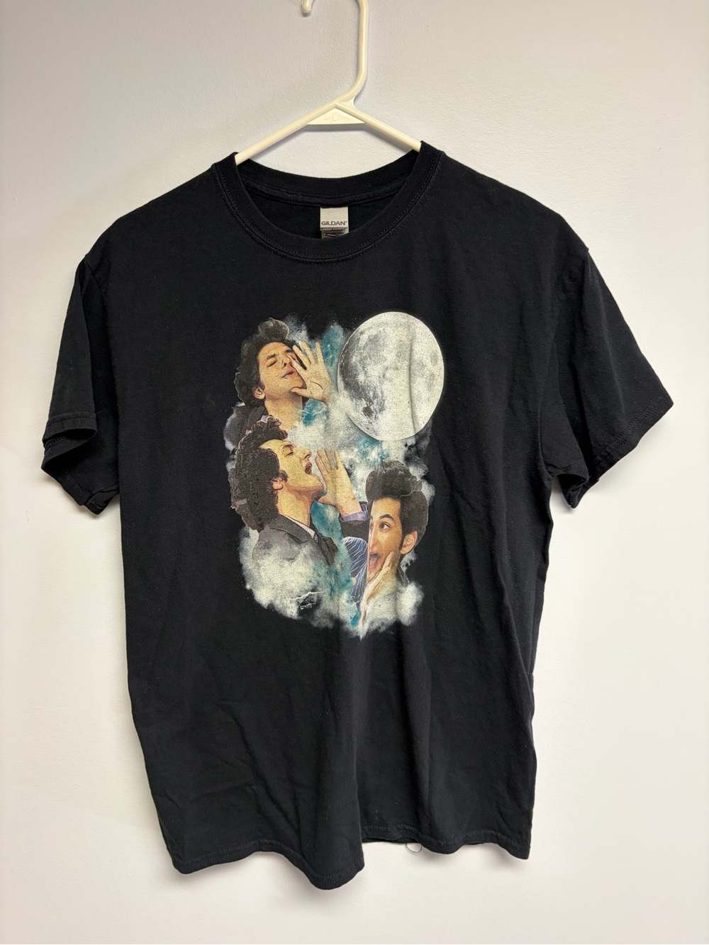 Black Jean ralphio T-Shirt with Moon